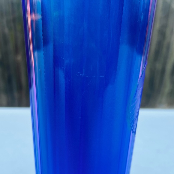 Starbucks Dome Venti Cup - Picture 3 of 4